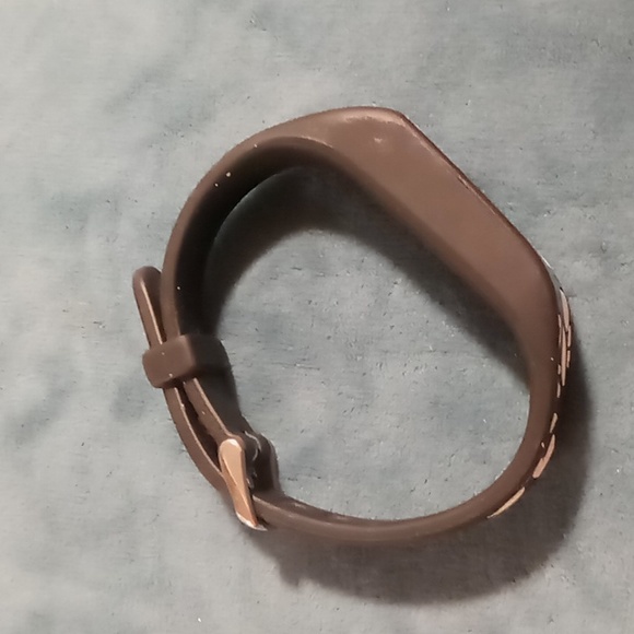 Fitbit flex with French bull floral wrist band. Fitness tracker - Picture 7 of 8